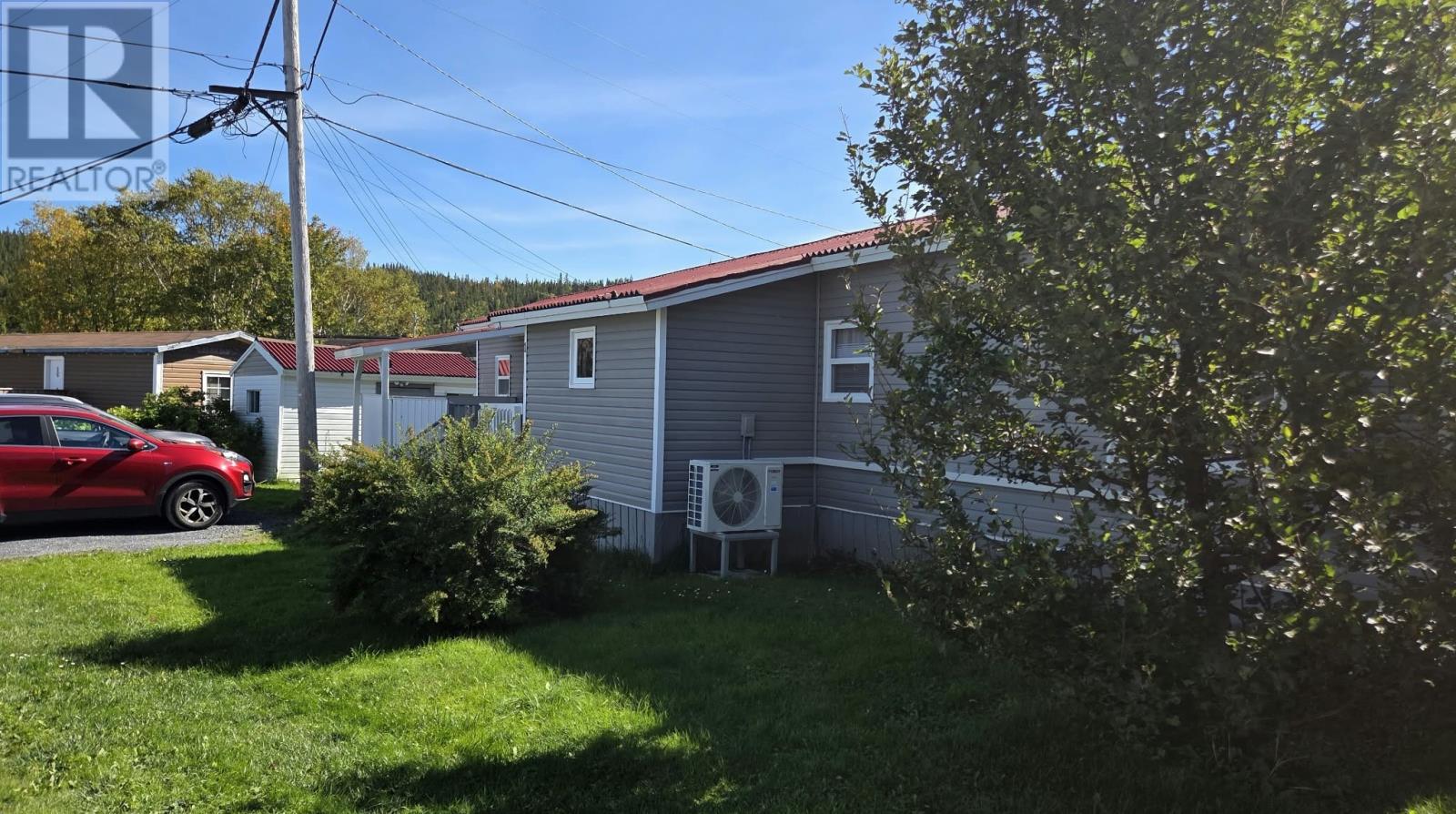 1 Wildwood Avenue, Corner Brook — photo 2