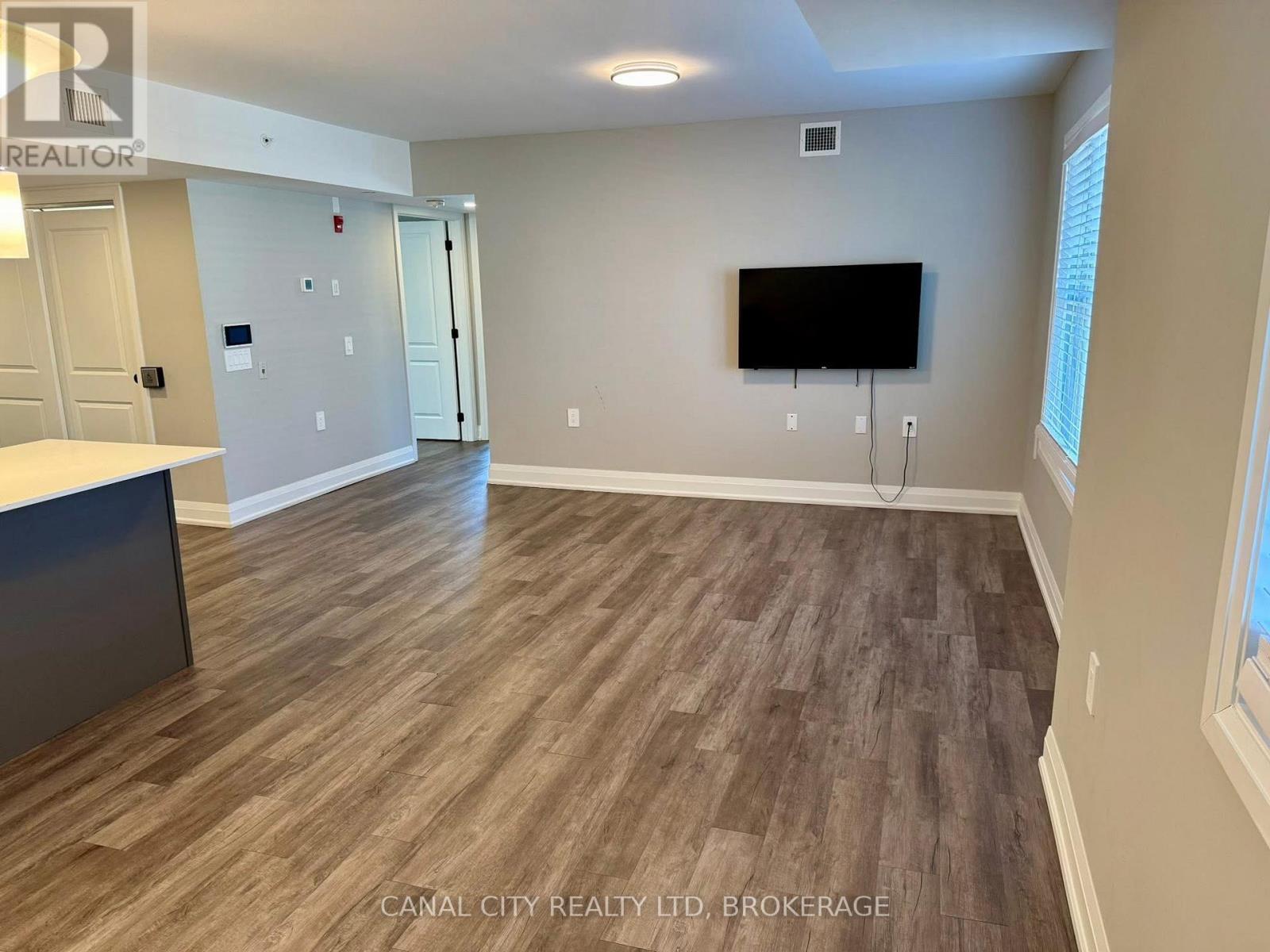 4 - 6 Ann Street, Thorold, Ontario  L2V 2J3 - Photo 4 - X13838138