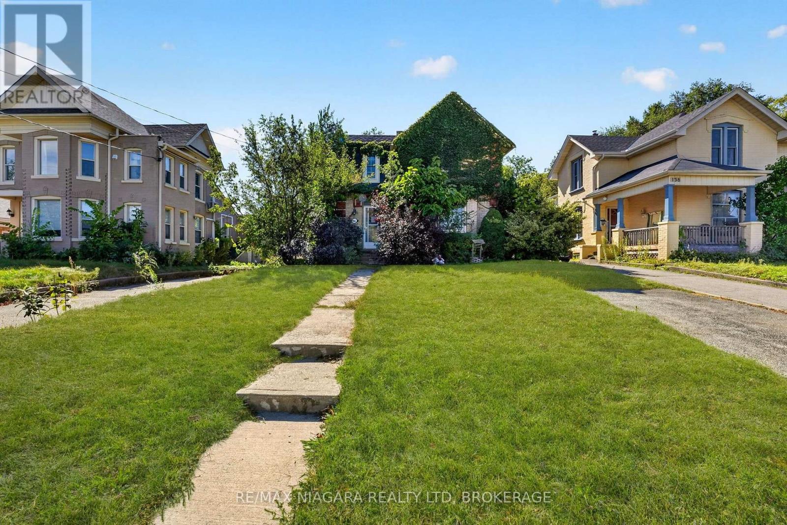 156 TERRACE HILL STREET, Brantford, Ontario