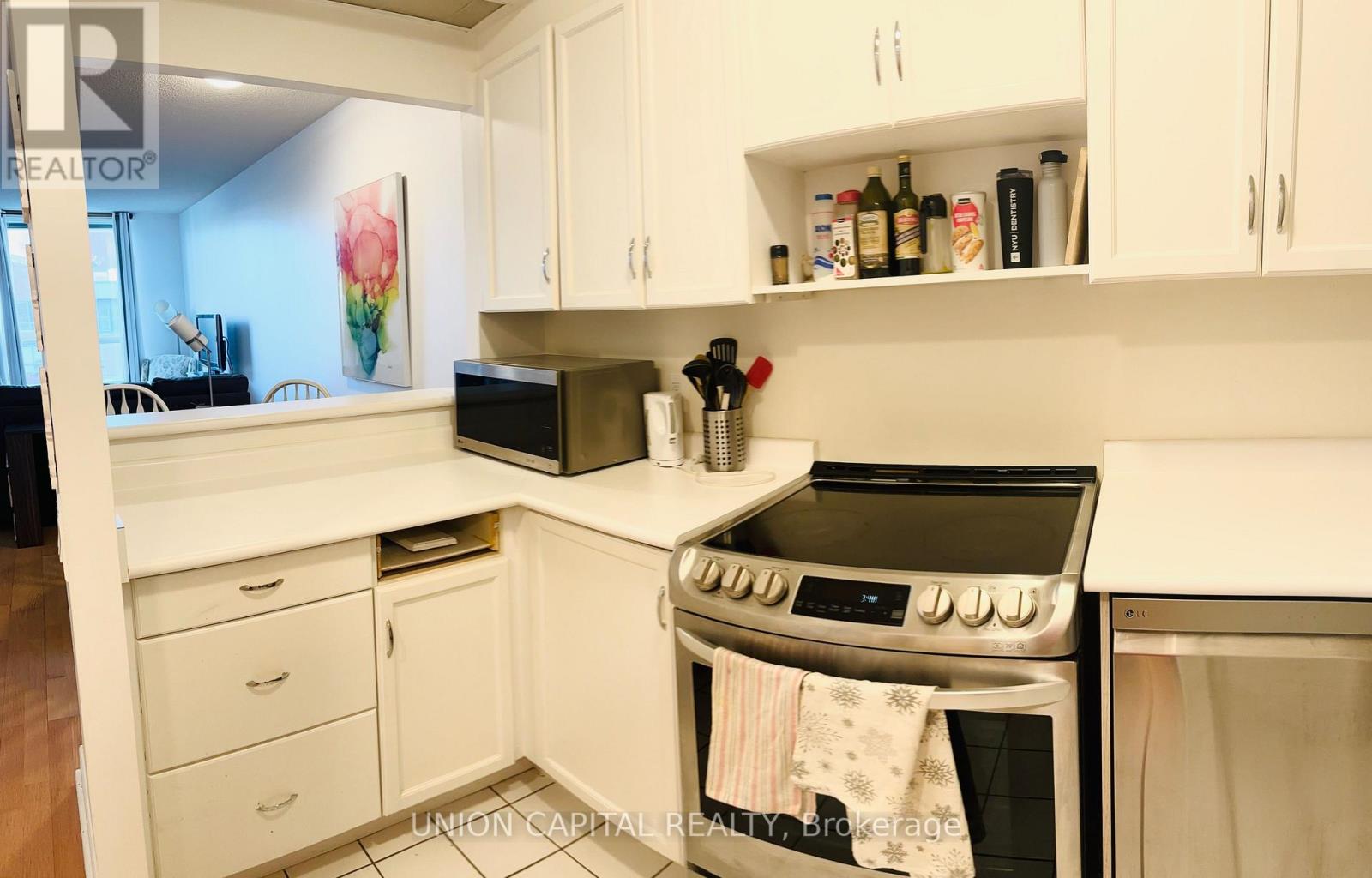803 - 284 Bloor Street W, Toronto (Annex), Ontario  M5S 3B8 - Photo 8 - C13838102