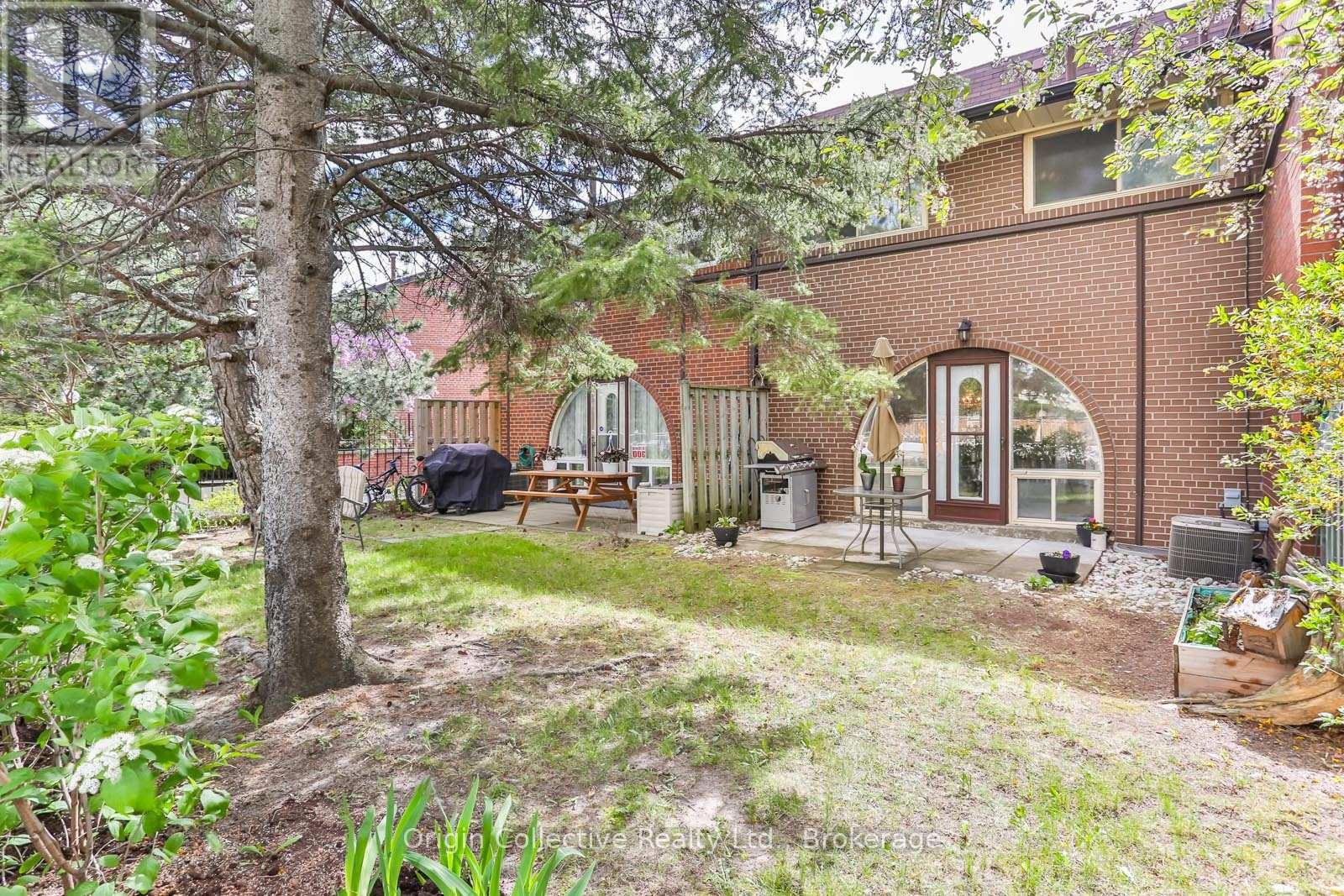 40 - 10 Esterbrooke Avenue, Toronto, Ontario  M2J 2C2 - Photo 14 - C13838162