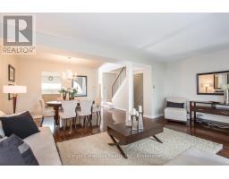 40 - 10 ESTERBROOKE AVENUE, Toronto, Ontario