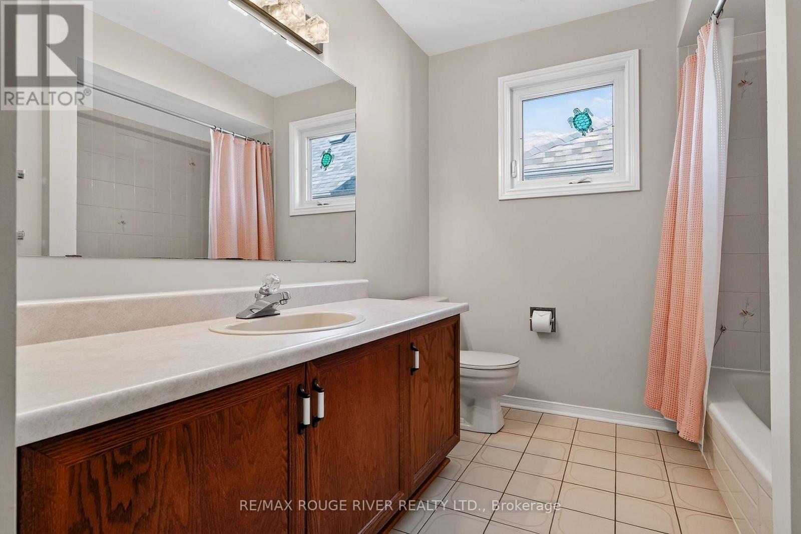 1211 Engel Court, Pickering, Ontario  L1W 3W3 - Photo 37 - E13838126
