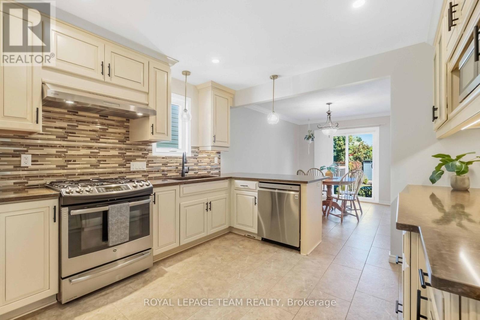 1938 La Chapelle Street, Ottawa, Ontario  K1C 6A1 - Photo 14 - X13836970