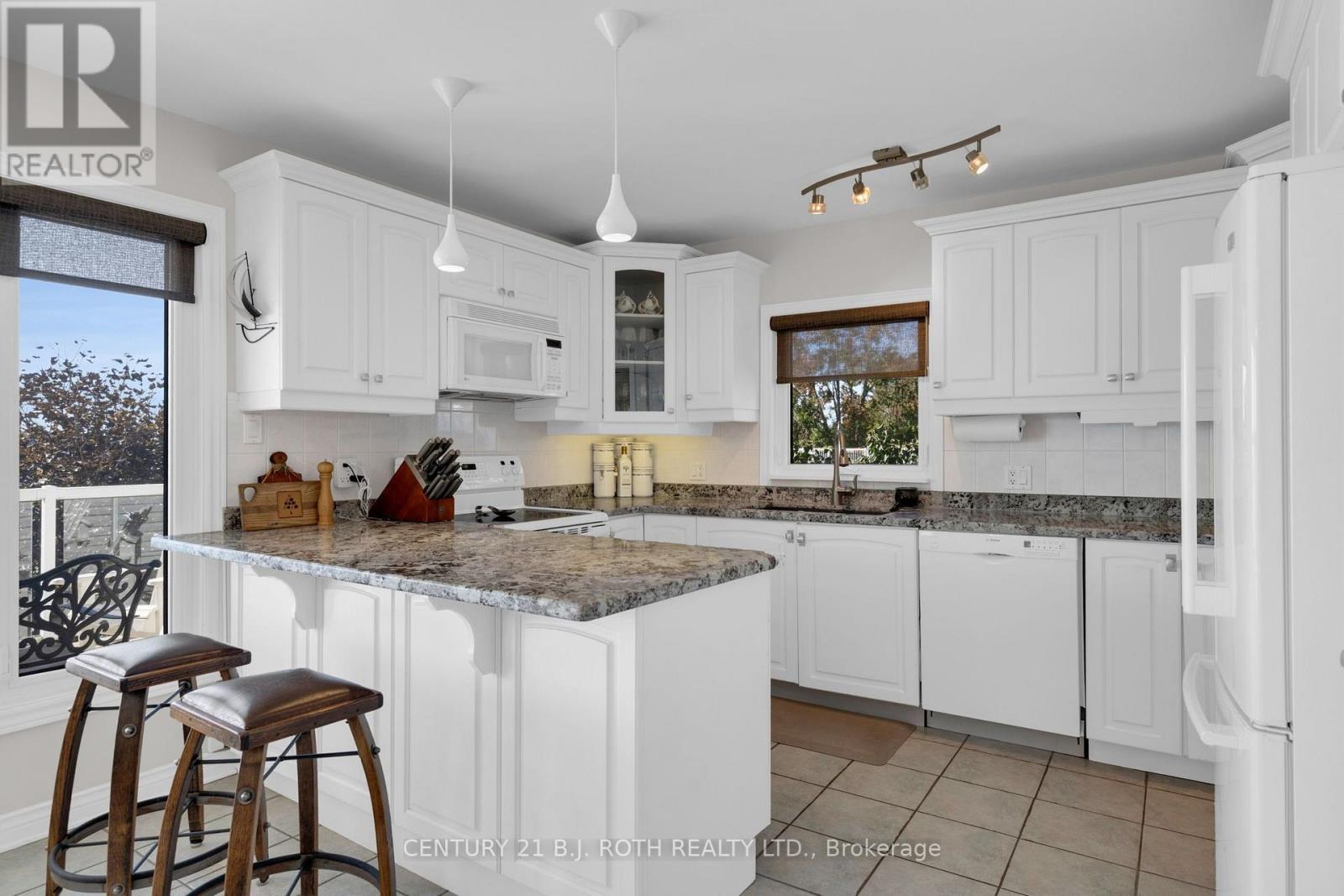 4307 Orkney Beach Road, Ramara, Ontario  L3V 0S1 - Photo 11 - S13838108