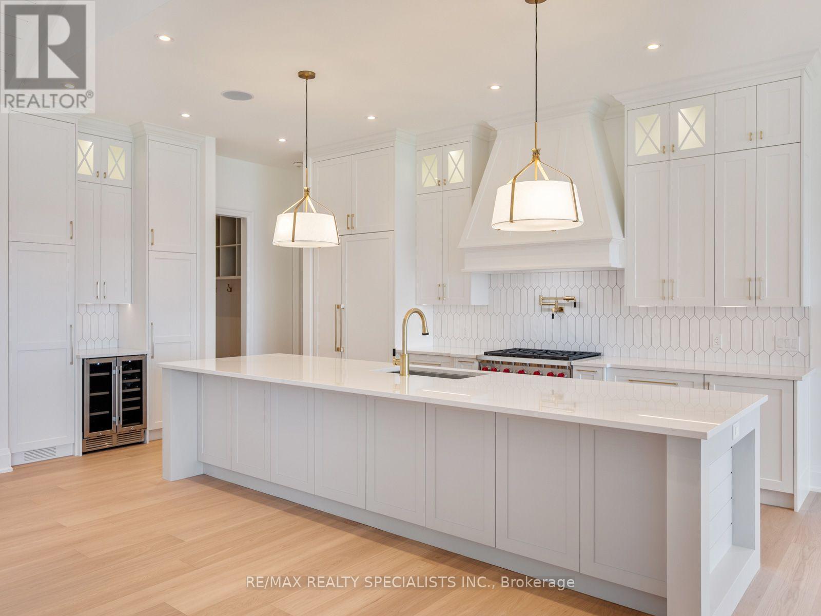 12 Romany Ranch Road, Kawartha Lakes, Ontario  K0M 1G0 - Photo 11 - X13837472