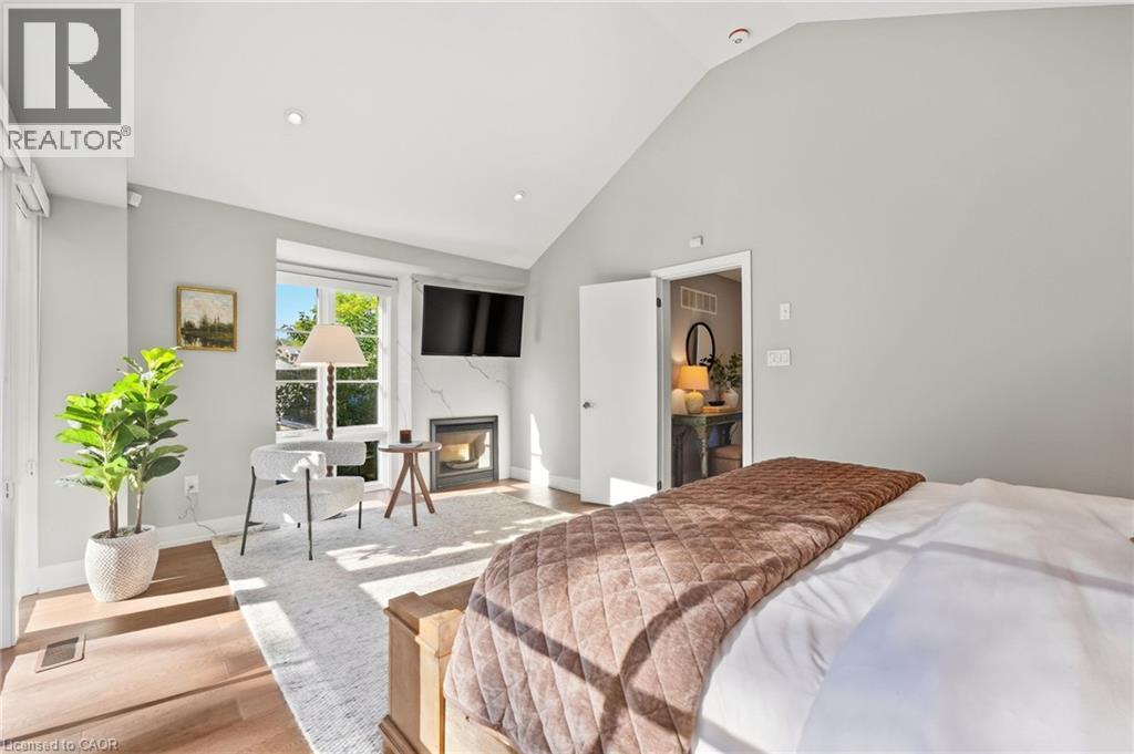 630 George Street, Burlington, Ontario  L7R 2V7 - Photo 24 - 40865615