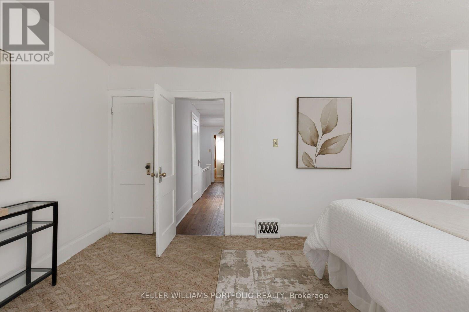 279 Garden Avenue, Toronto, Ontario  M6R 1J4 - Photo 23 - W13838092