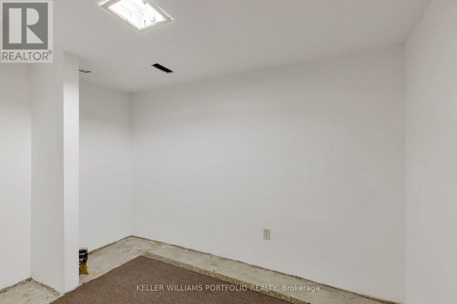 279 Garden Avenue, Toronto, Ontario  M6R 1J4 - Photo 32 - W13838092