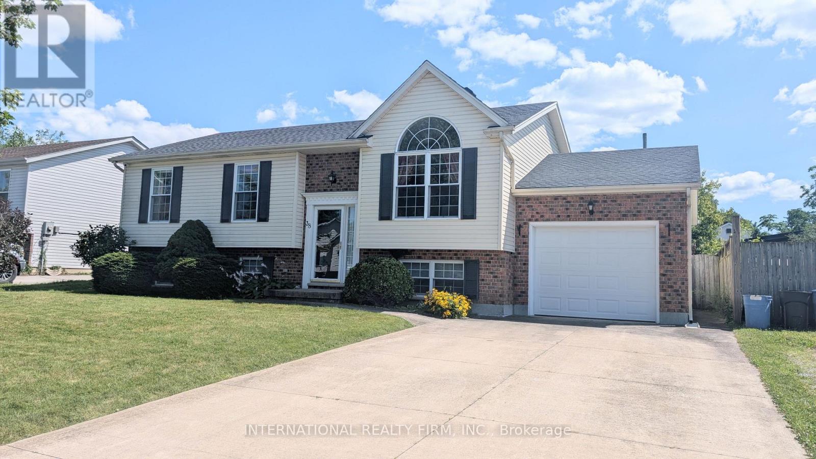 38 WINDLE VILLAGE CRESCENT, thorold (allanburg/thorold south), Ontario
