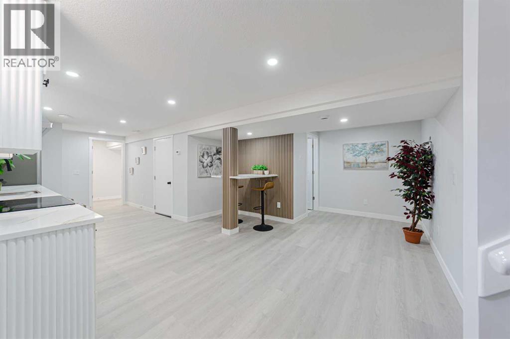 133 Berwick Drive NW
