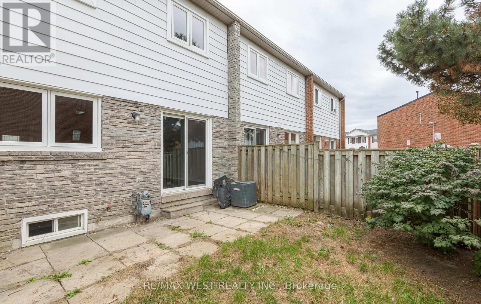 104 - 900 Central Park Drive, Brampton, Ontario  L6S 3J6 - Photo 29 - W13816302