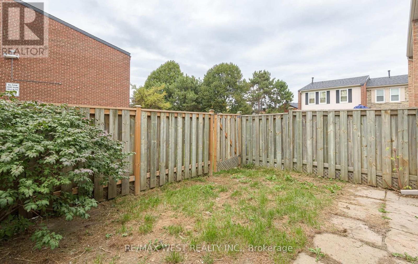 104 - 900 Central Park Drive, Brampton, Ontario  L6S 3J6 - Photo 30 - W13816302