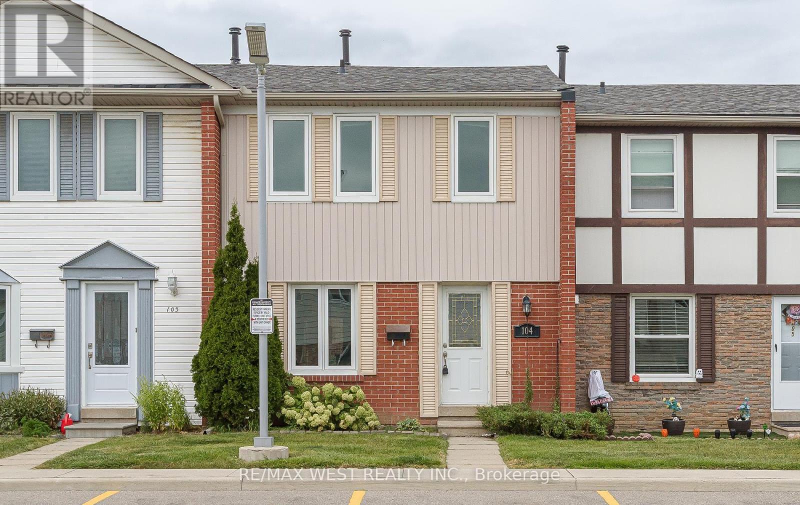 104 - 900 CENTRAL PARK DRIVE, Brampton, Ontario
