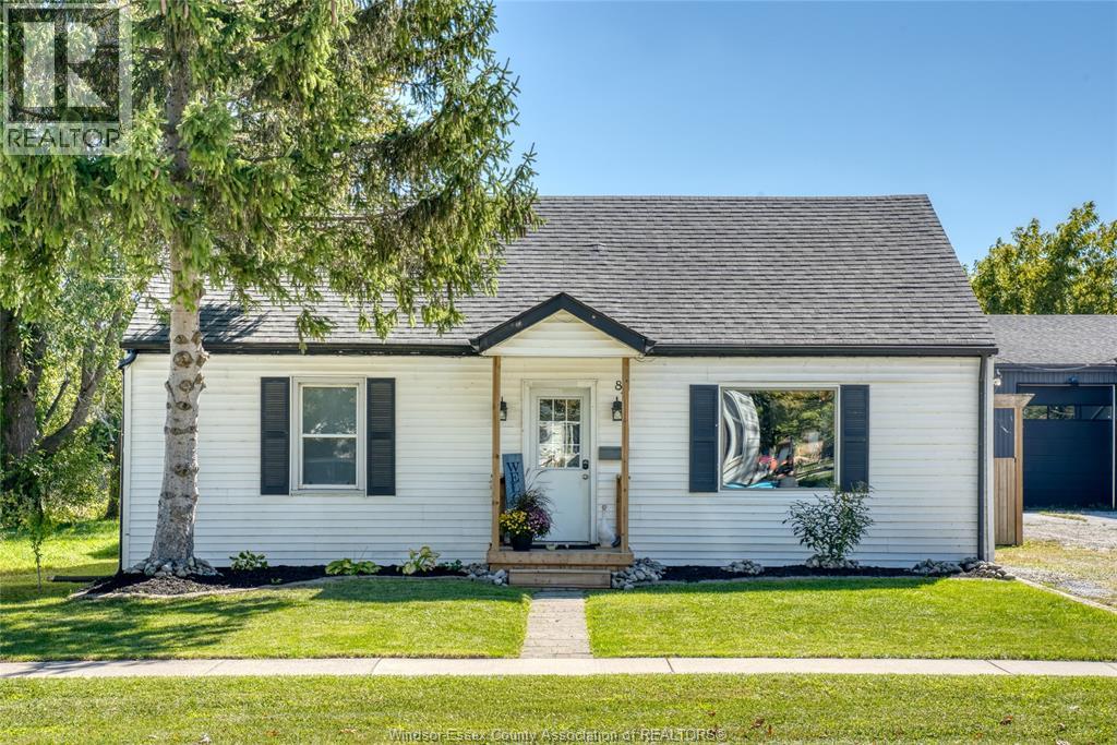 84 CAMERON, Essex, Ontario