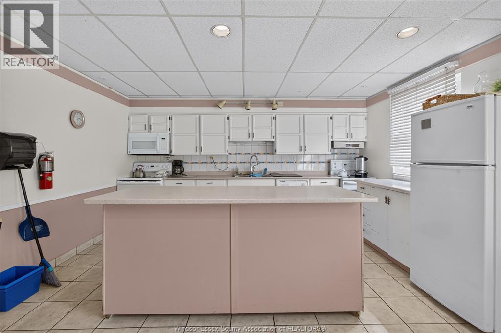 3936 Wyandotte Street East Unit# 810, Windsor, Ontario  N8Y 4V1 - Photo 33 - 26023866