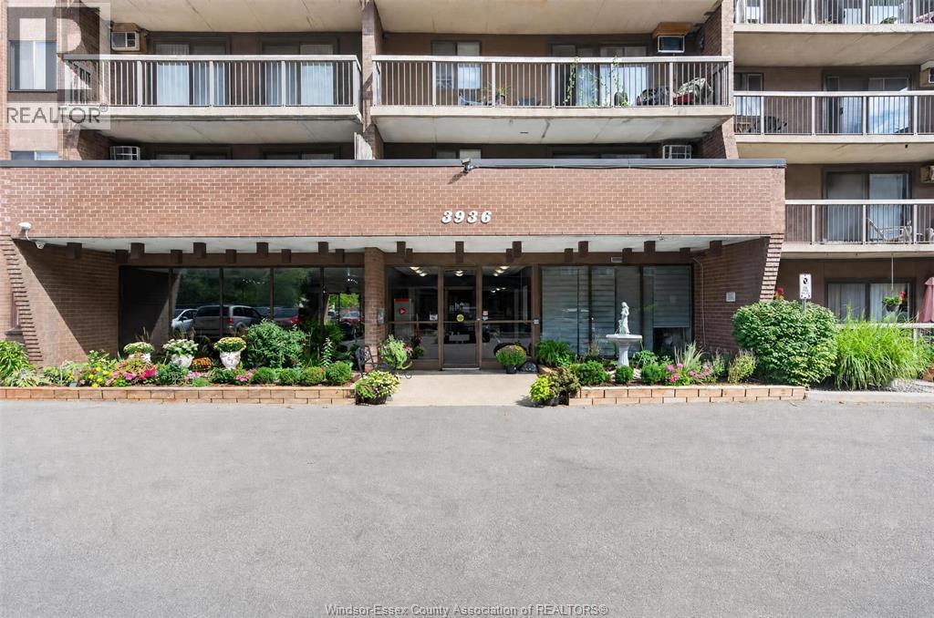 3936 Wyandotte Street East Unit# 810, Windsor, Ontario  N8Y 4V1 - Photo 7 - 26023866