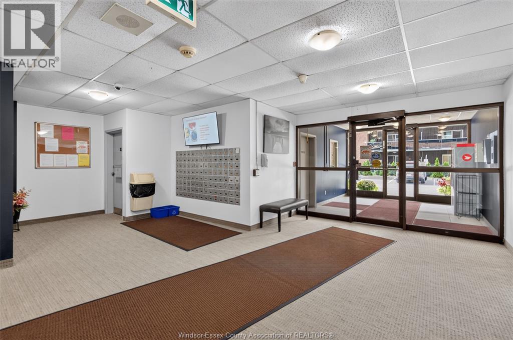 3936 Wyandotte Street East Unit# 810, Windsor, Ontario  N8Y 4V1 - Photo 8 - 26023866