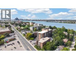 3936 WYANDOTTE STREET East Unit# 810, Windsor, Ontario