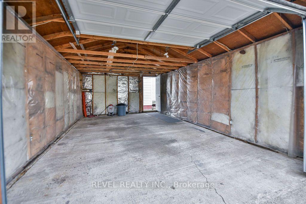 26 & 28 Battochio Street, Timmins, Ontario  P0N 1G0 - Photo 3 - T13838254