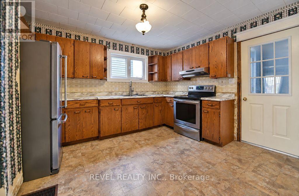 26 & 28 Battochio Street, Timmins, Ontario  P0N 1G0 - Photo 5 - T13838254