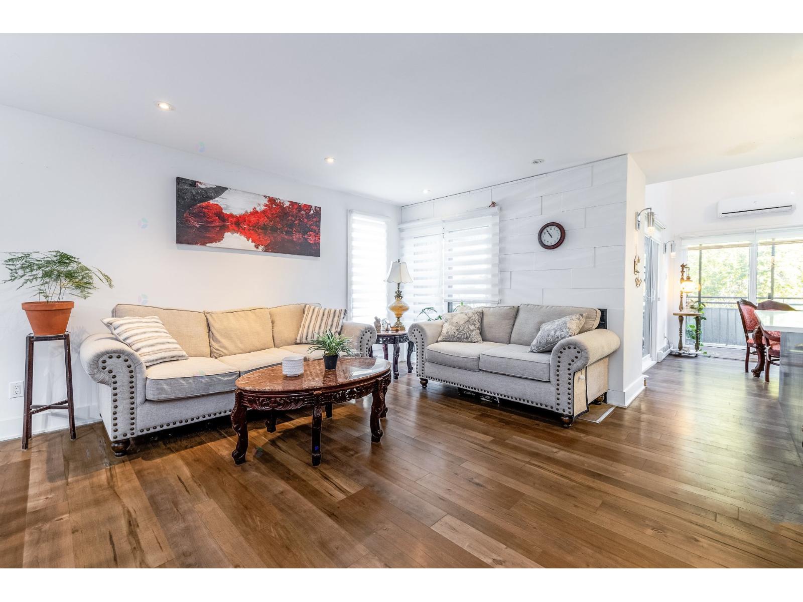 4160 Rue de la Seine Laval (Chomedey) Quebec Canada H7W2S3 3