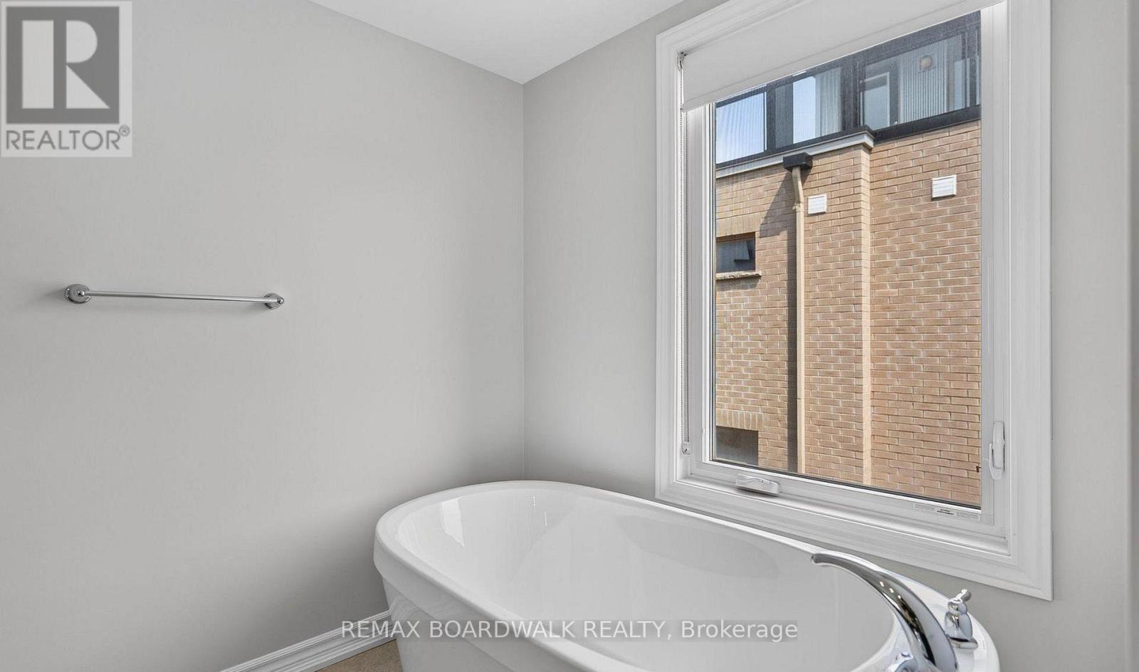 1440 Hemlock Road, Ottawa, Ontario  K1K 4B9 - Photo 12 - X13838234