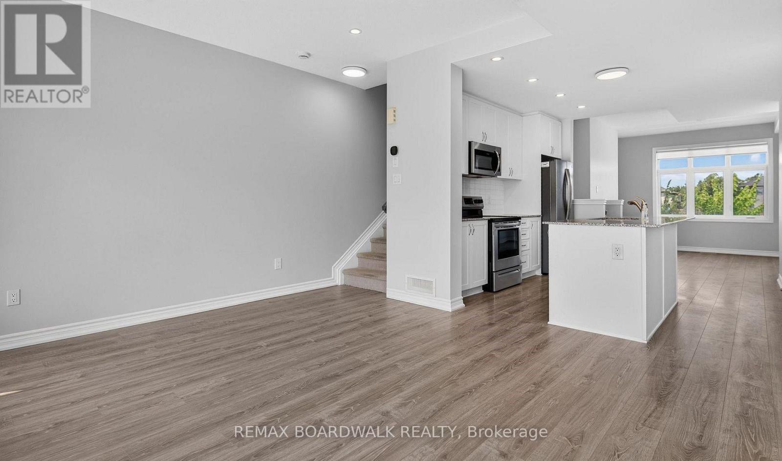 1440 Hemlock Road, Ottawa, Ontario  K1K 4B9 - Photo 6 - X13838234