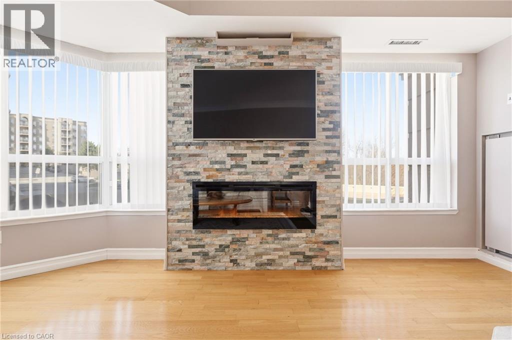 2085 Amherst Heights Drive Unit# 209, Burlington, Ontario  L7P 5C2 - Photo 16 - 40865552