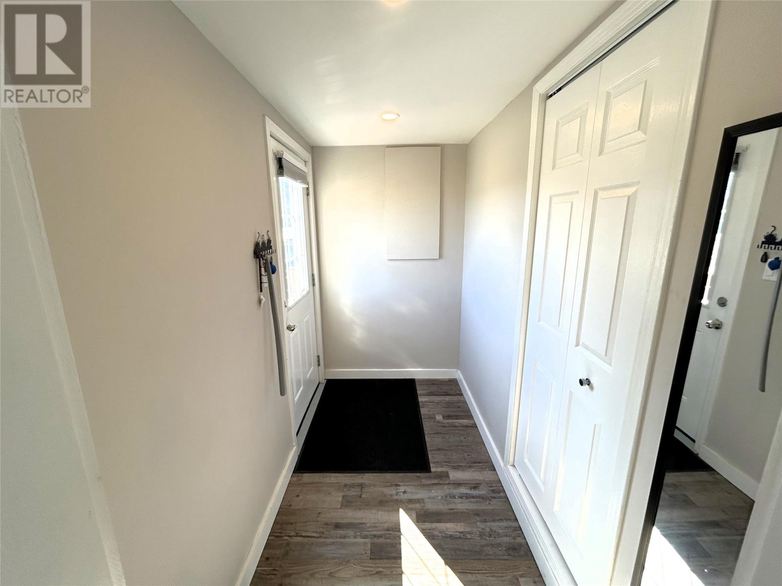 57 St. George's Avenue photo 4