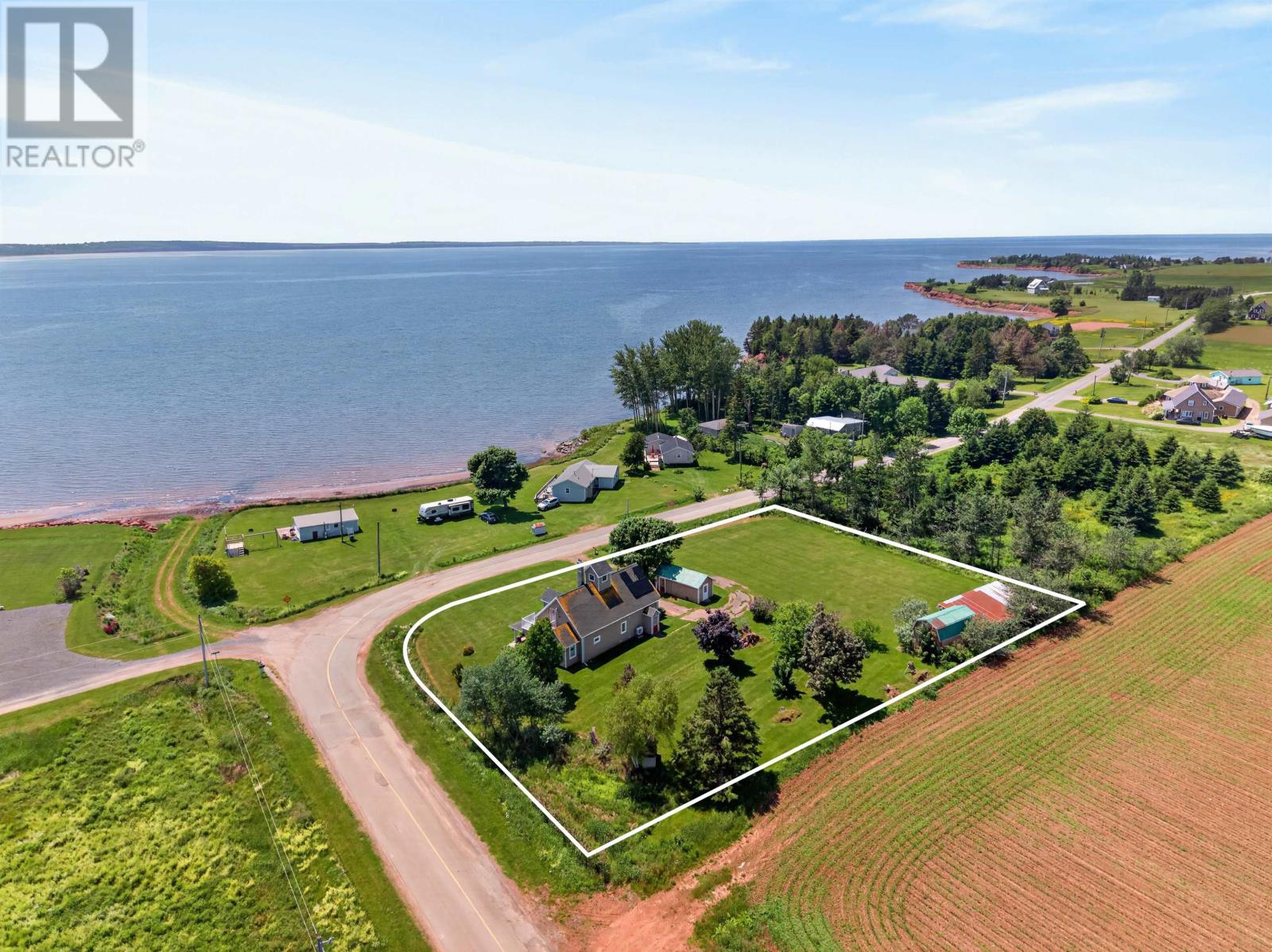 1088 Mcinnis Point Road, Earnscliffe, Prince Edward Island  C0A 2E0 - Photo 5 - 202616808