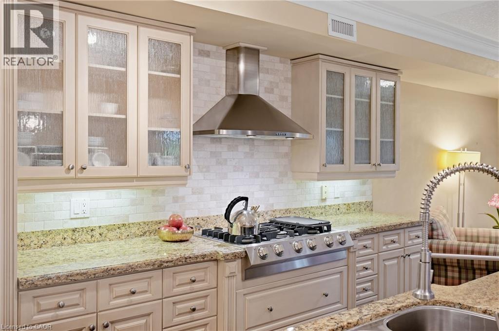 390 Upper Middle Road Unit# 301, Oakville, Ontario  L6H 0A5 - Photo 8 - 40867001