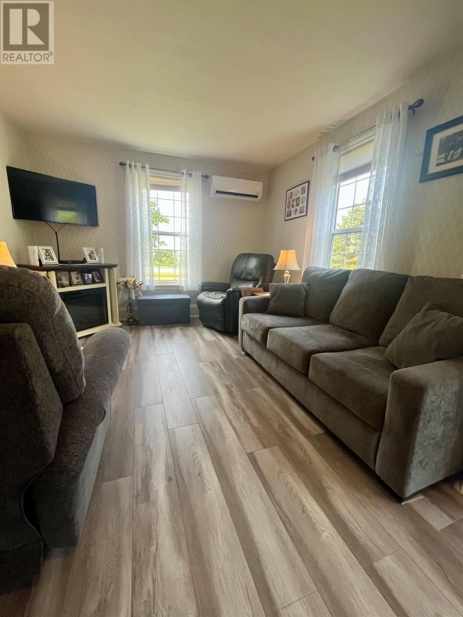 3744 Route 2, Farmington, Prince Edward Island  C0A 2A0 - Photo 5 - 202624594