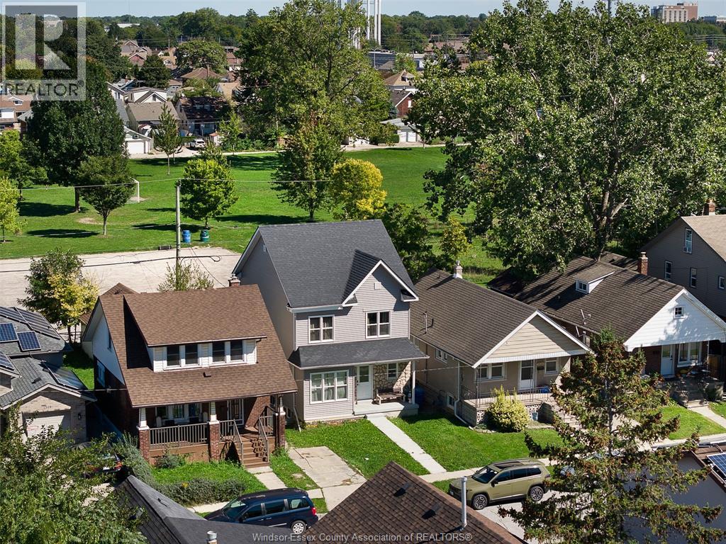 1522 Lillian Avenue, Windsor, Ontario  N8X 4A8 - Photo 6 - 26023851