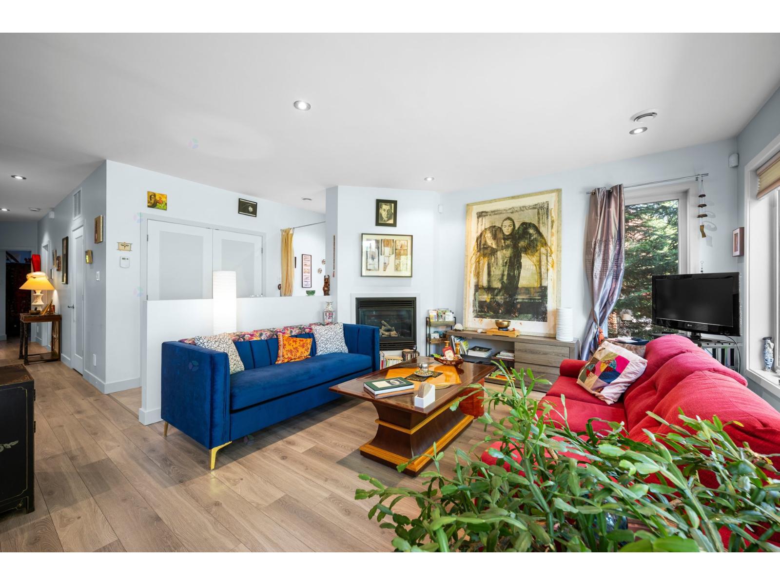 191 Av. de l'Hôtel-de-Ville|#101 Bromont Quebec Canada J2L0N1 5