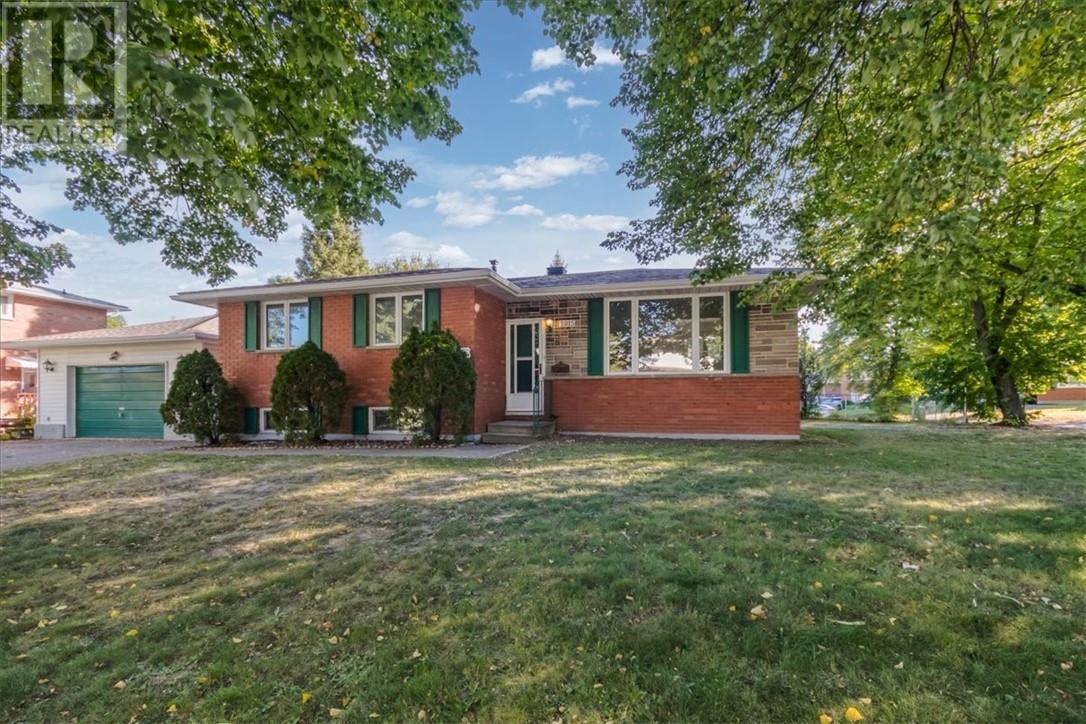2015 Elderwood Drive, Sudbury, Ontario