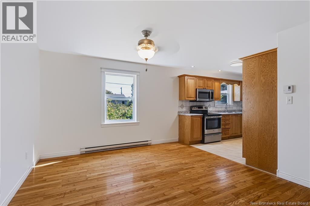 74 Rebecca Drive, Fredericton, New Brunswick E3B 9N4 - Photo 11 - NB148234