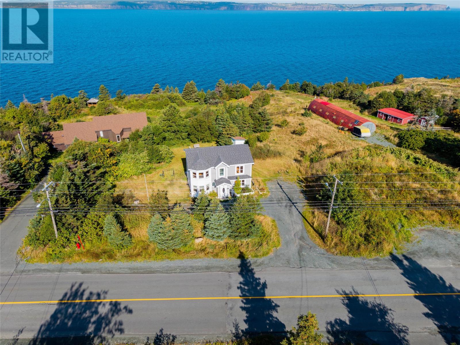 743 St Thomas Line, Paradise — photo 2