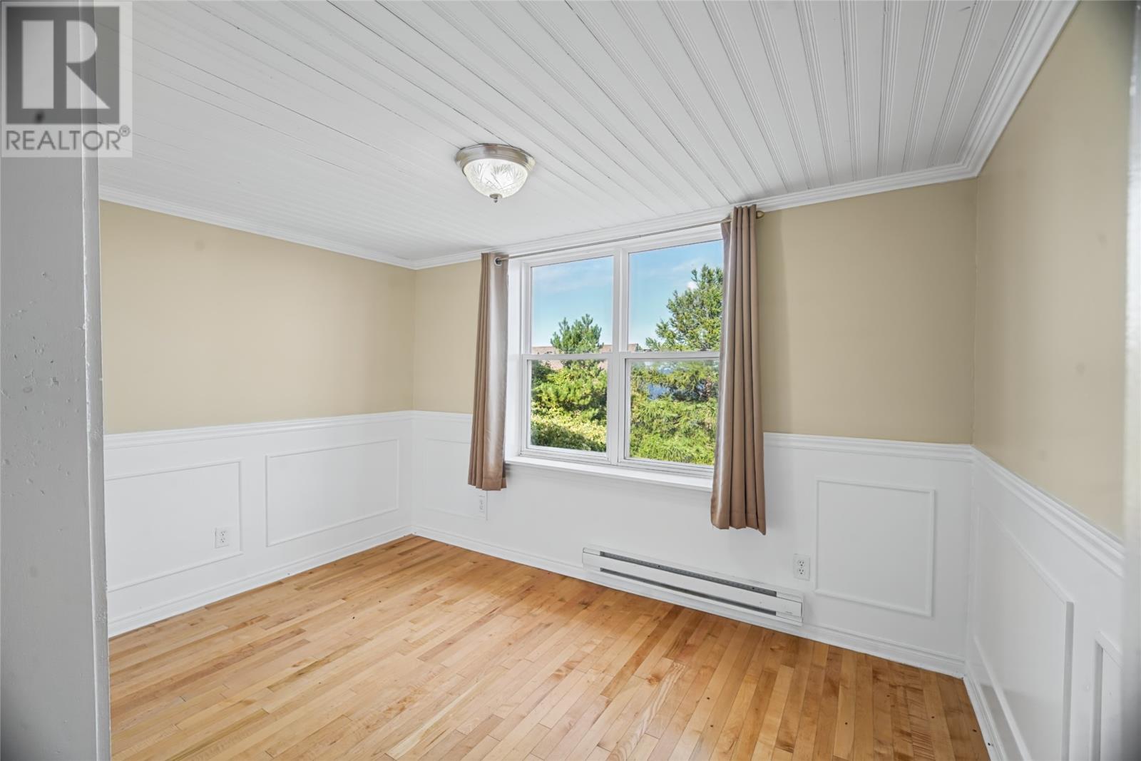 743 St Thomas Line, Paradise — photo 21