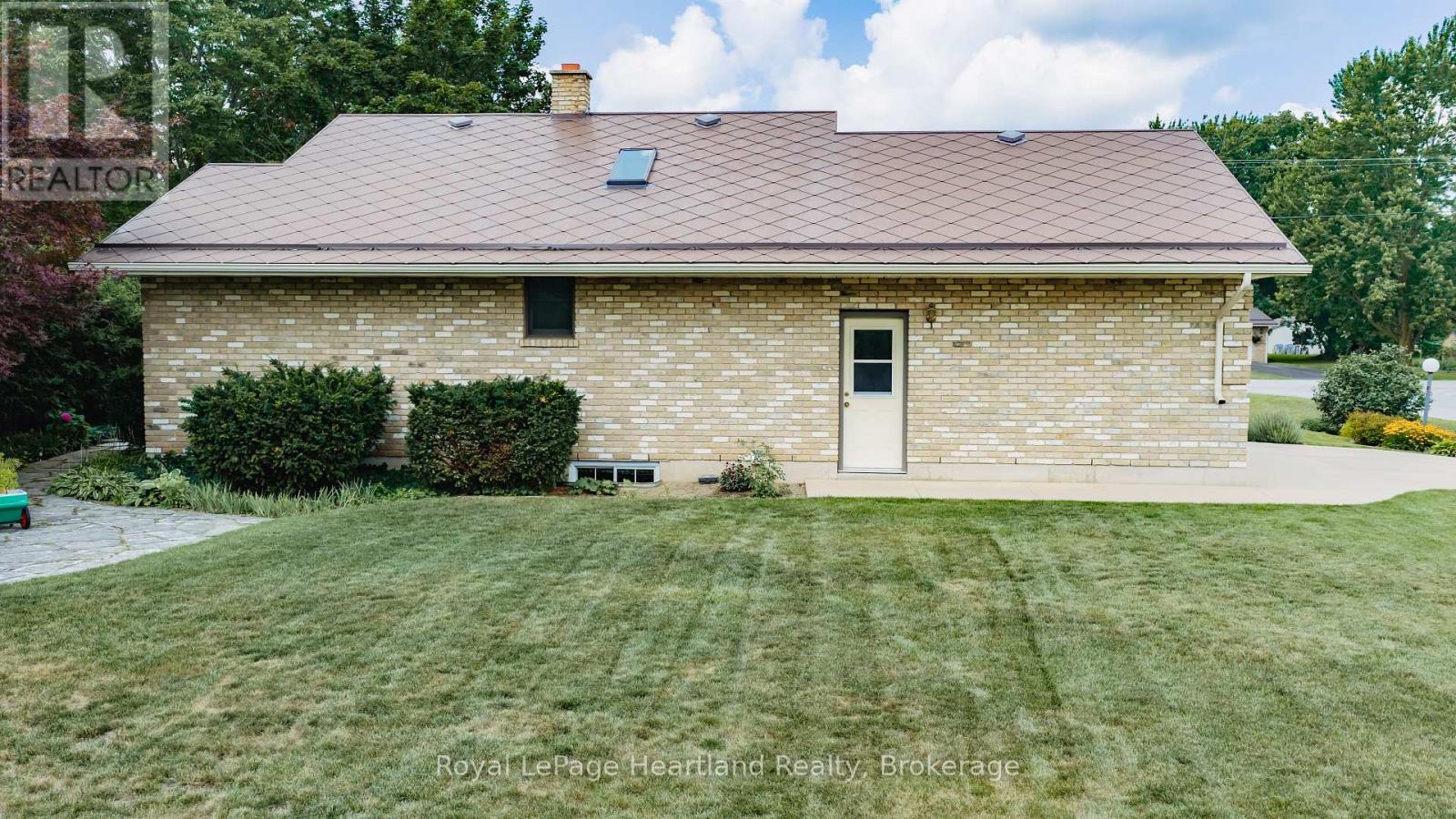 51 Kruse Drive, Huron East, Ontario  N0K 1G0 - Photo 43 - X13838374