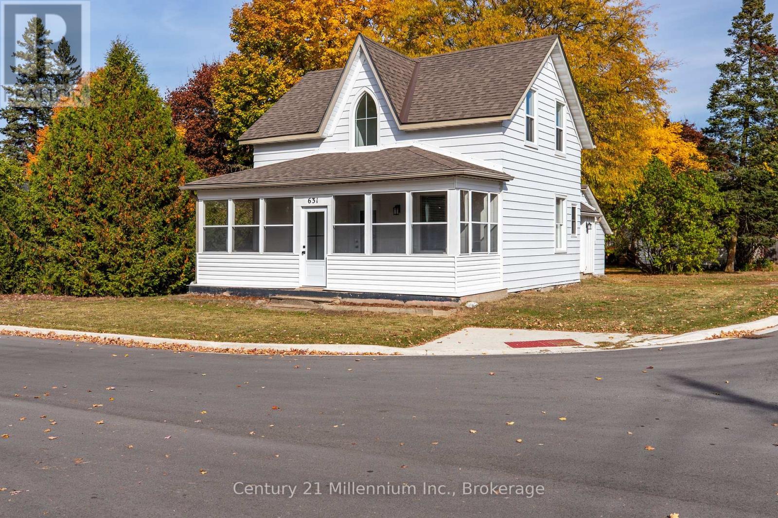 631 Louis Street, Saugeen Shores, Ontario N0H 2C4 - Photo 2 - X13838388