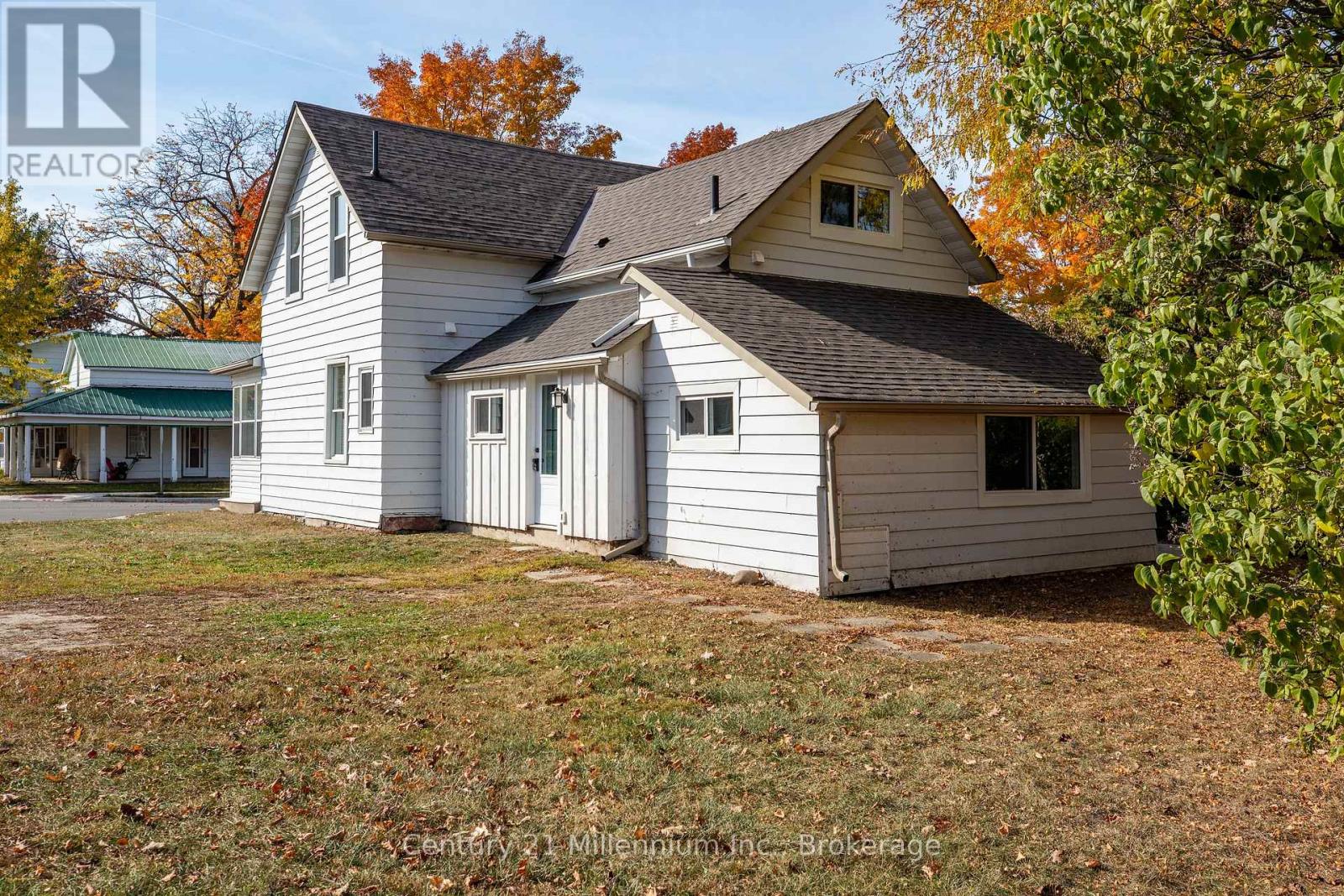 631 Louis Street, Saugeen Shores, Ontario N0H 2C4 - Photo 4 - X13838388