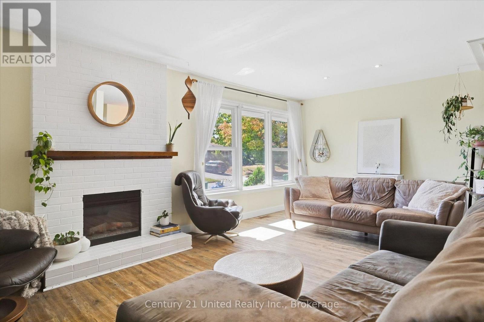 854 Kawartha Drive, Peterborough, Ontario  K9J 6L3 - Photo 6 - X13838680