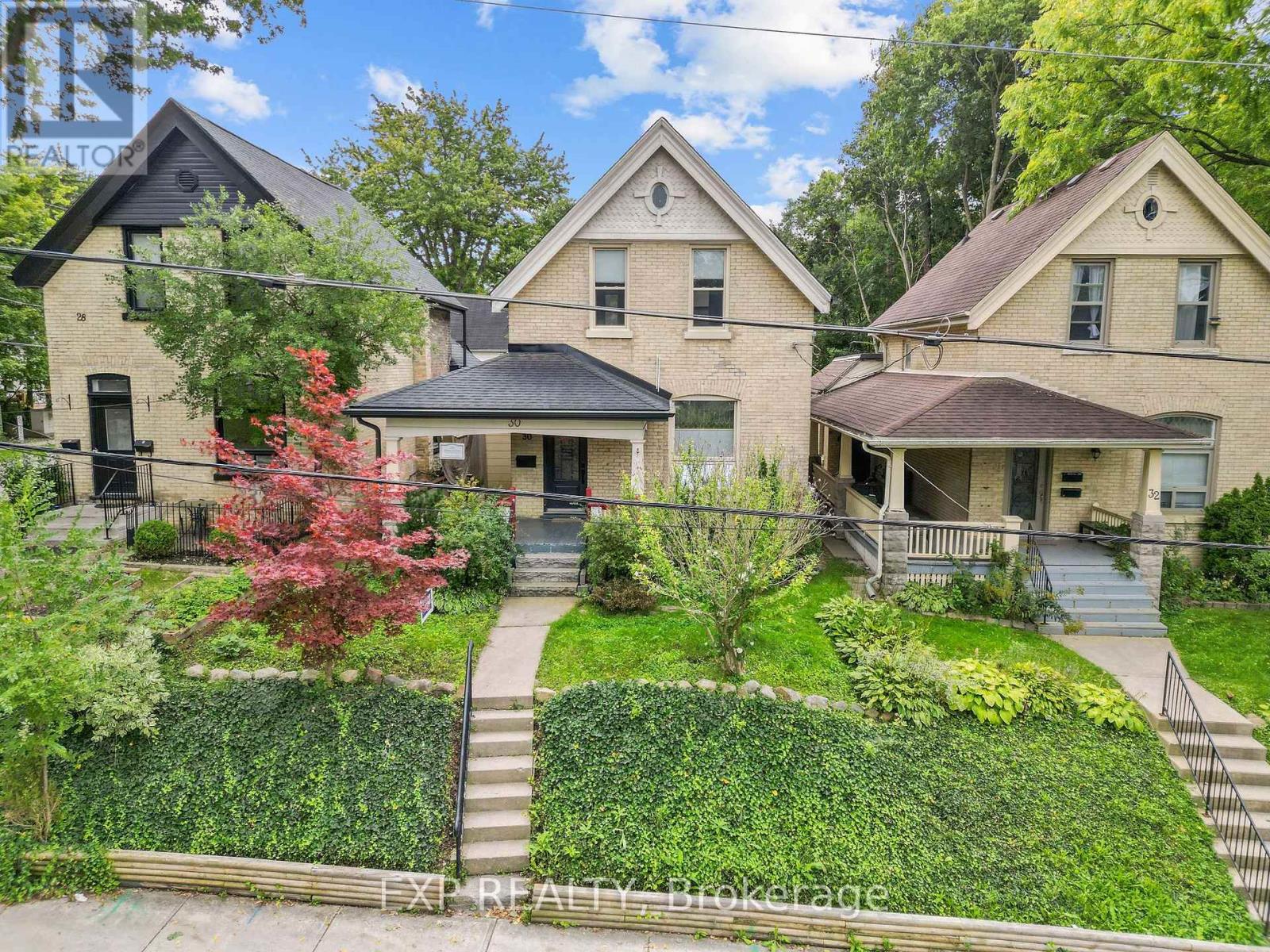 30 SPRINGBANK DRIVE, London South, Ontario