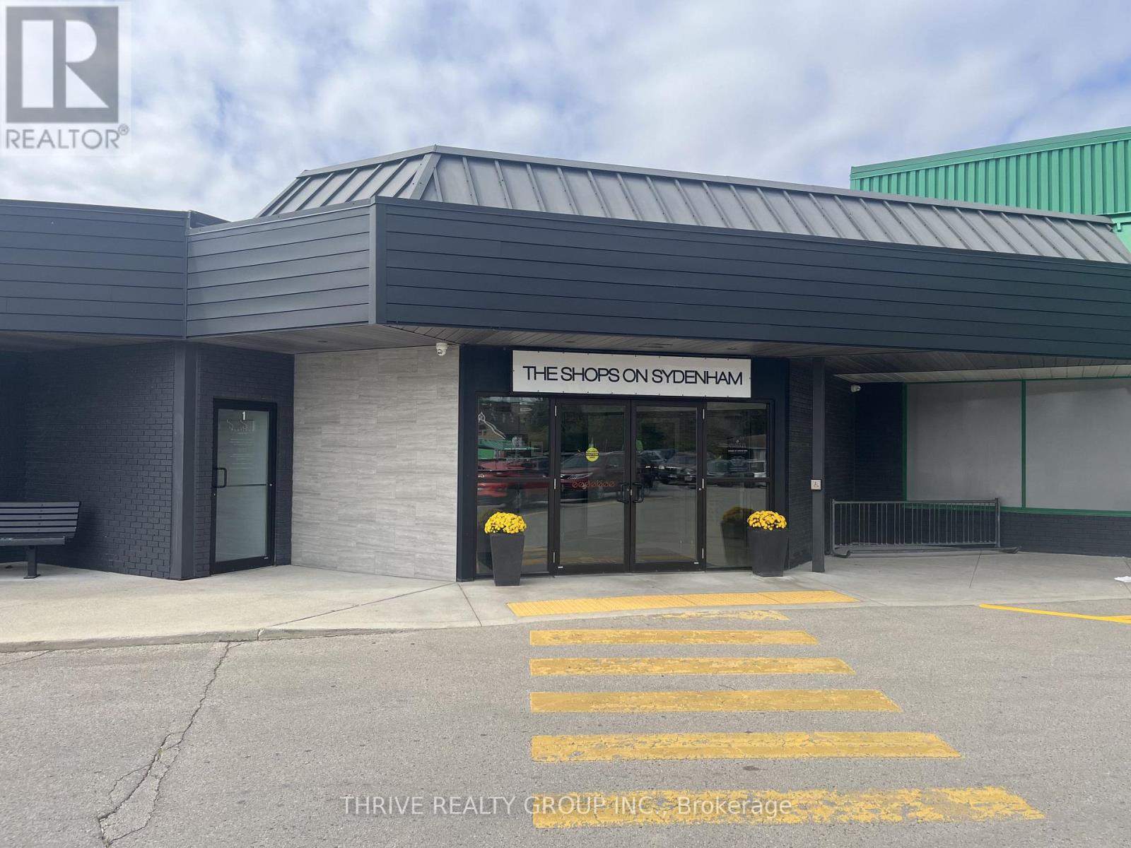 1 - 51 FRONT STREET E, Strathroy-Caradoc, Ontario