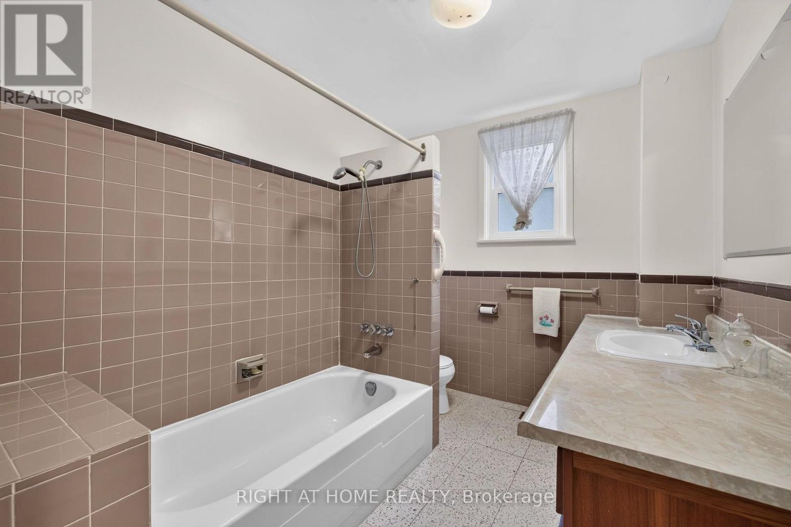 937 Colborne Street, London East, Ontario  N6A 4A5 - Photo 24 - X13838644