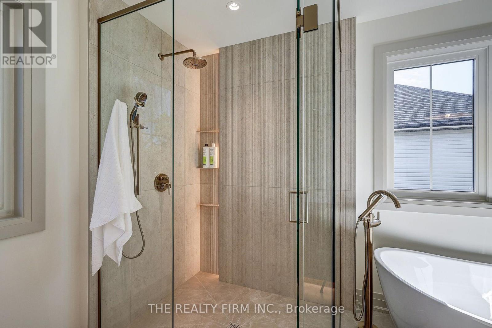 54 Royal Crescent, Southwold, Ontario  N5P 0G5 - Photo 26 - X13838678