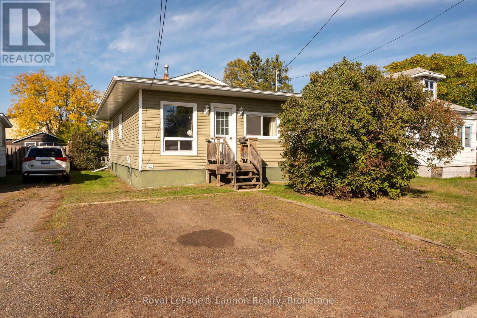 424 MERRILL STREET, Thunder Bay, Ontario