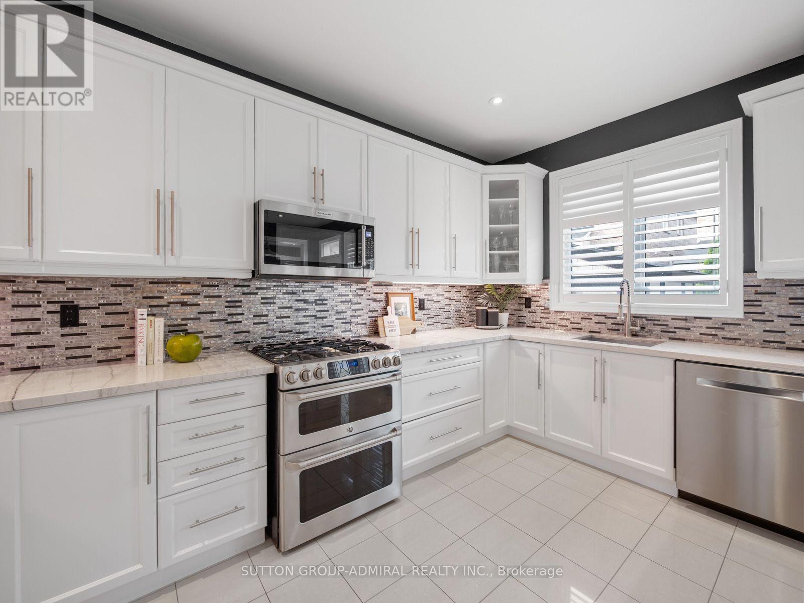 187 John Davis Gate, Whitchurch-Stouffville (Stouffville), Ontario  L4A 1T6 - Photo 10 - N13838442