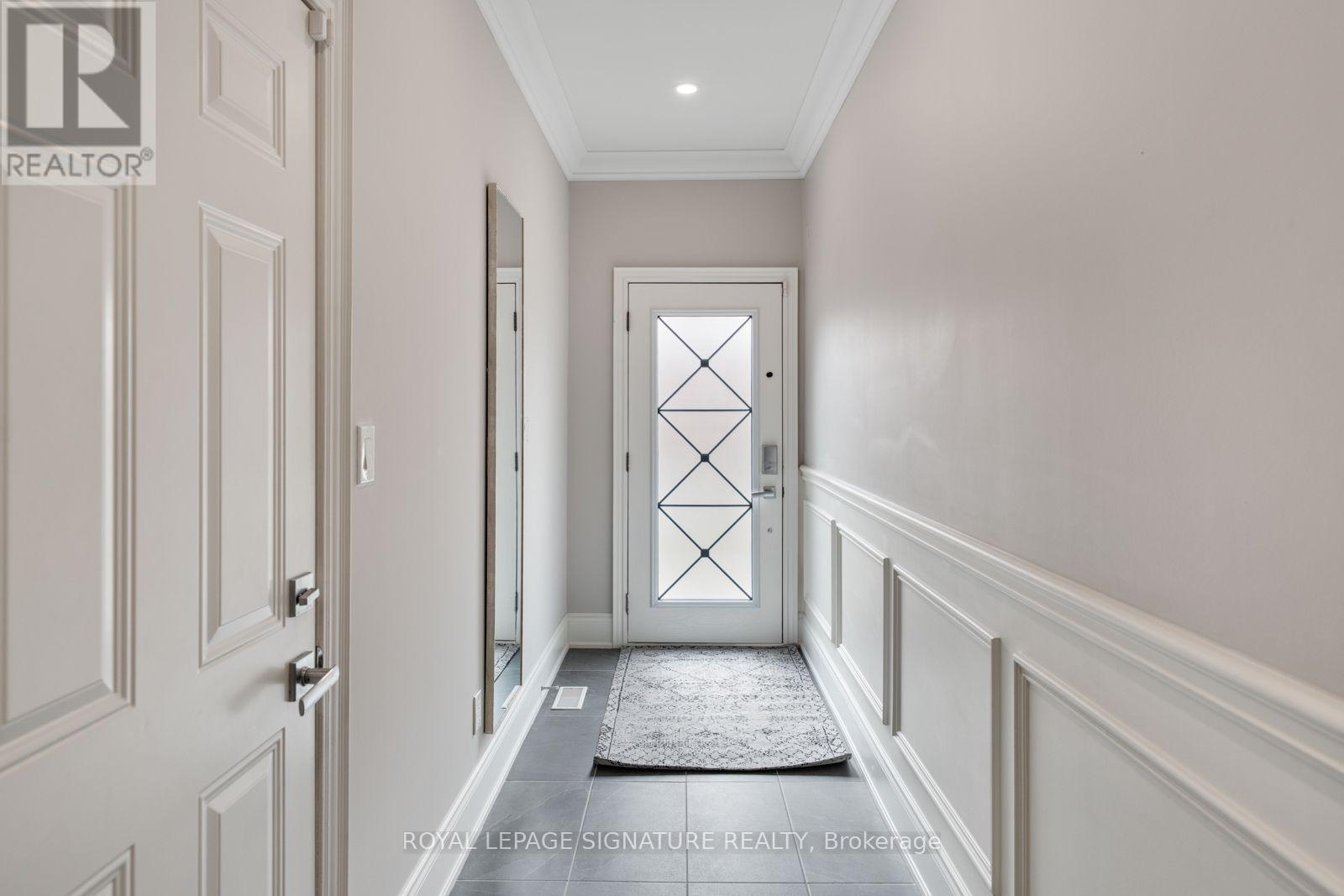 107 Hunt Avenue, Richmond Hill, Ontario  L4C 4H1 - Photo 3 - N13838526